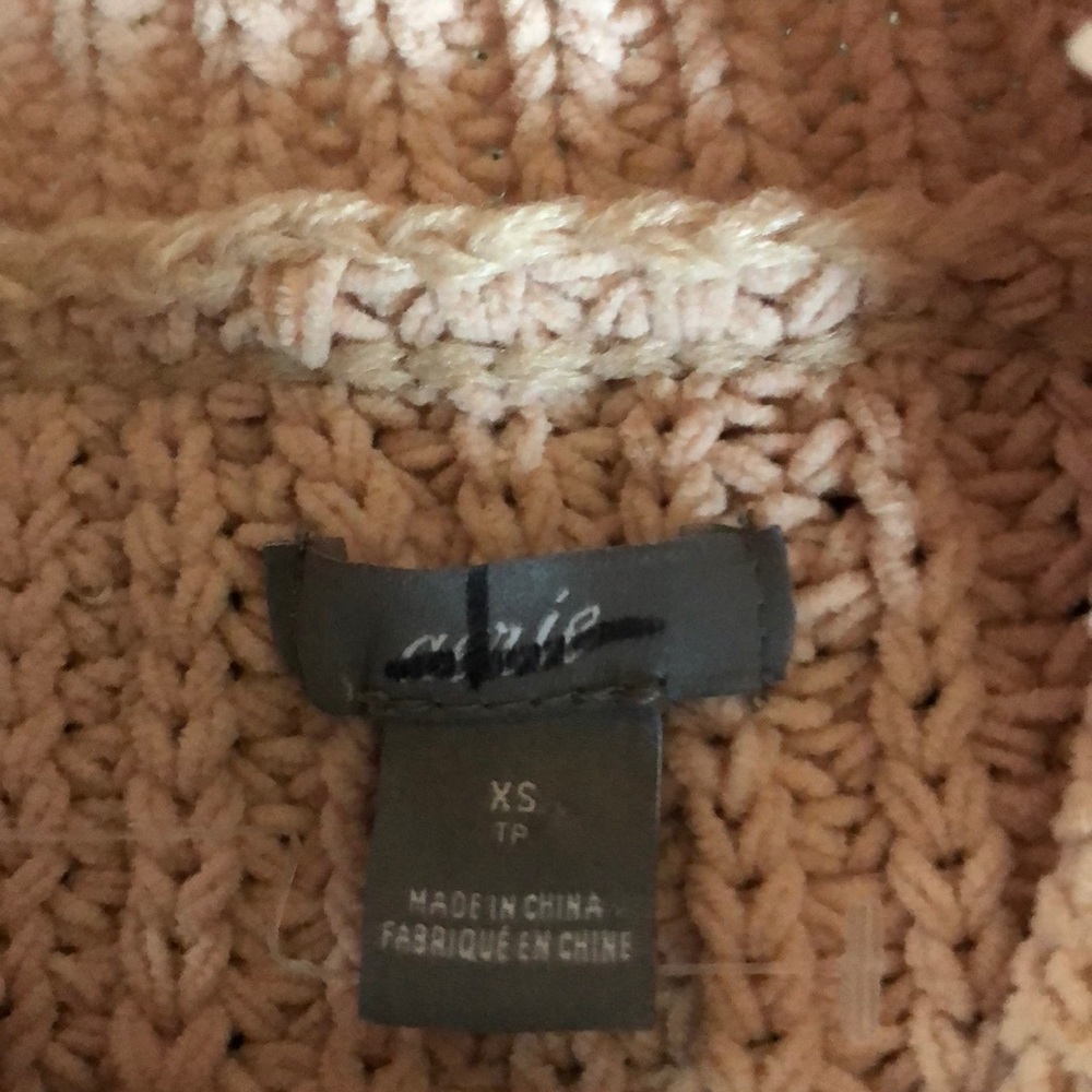 Sweater - Picture 5 of 5